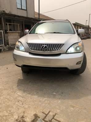 A picture of Super clean registered Lexus Rx 330 2005 available for sale