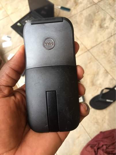 A picture of Dell mouse