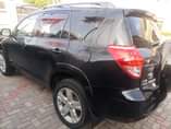 A picture of Toyota RAV4 2007