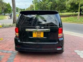 A picture of TOYOTA RUMION Reg number D X G Year 2009 Engine
