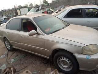 A picture of Honda civic Everything working in good condition Automatic Alloy Rim