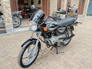 A picture of Boxer 125