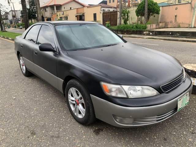 A picture of Lexus ES 300 2001 l Ikorodu