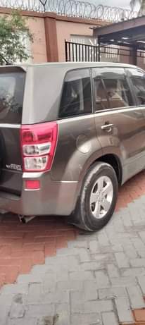 A picture of SUZUKI VITARA Year 2004 Colour Grey Engine Cc 1990 Million