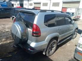 A picture of Prado Bei 19M Full documents Ac Engine....1kd 0713020919 Gari nzuri