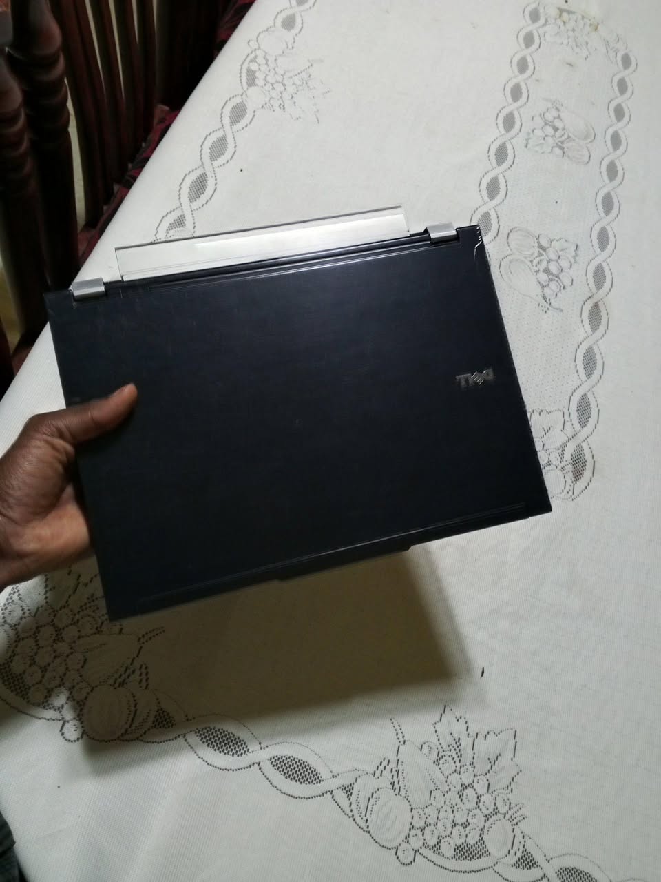 A picture of Dell laptop