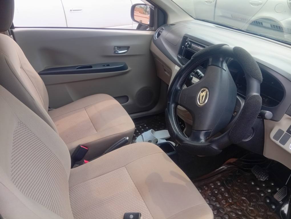 A picture of Toyota mira