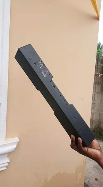 A picture of Wapenda mziki mzuri beba soundbar used from UK kwa 170
