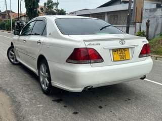 A picture of CROWN INAUZWA BEI ML 10.8 0712445511