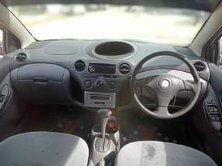 A picture of Vitz old
