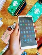 A picture of Samsung j8