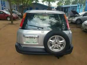 A picture of Honda CRV 2000 model available for sale Price 1 5m