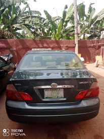 A picture of Toyota avalon