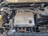 A picture of 2004 highlander registered 3row seats