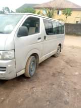 A picture of Hummer 1 bus Toyota automatic gear for sale bus has