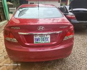 A picture of SUPER SHARP AND FAULTLESS 2013 HYUNDAI ACCENT EVERYTHING IS INTACT