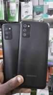 A picture of Samsung galaxy phones