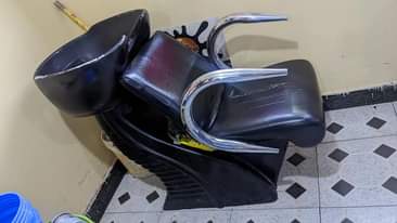 A picture of Sink la salon