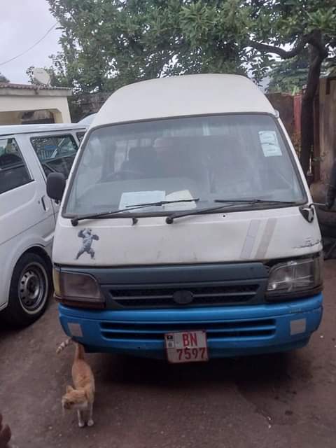used toyota hiace