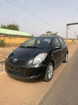 A picture of Yaris 08