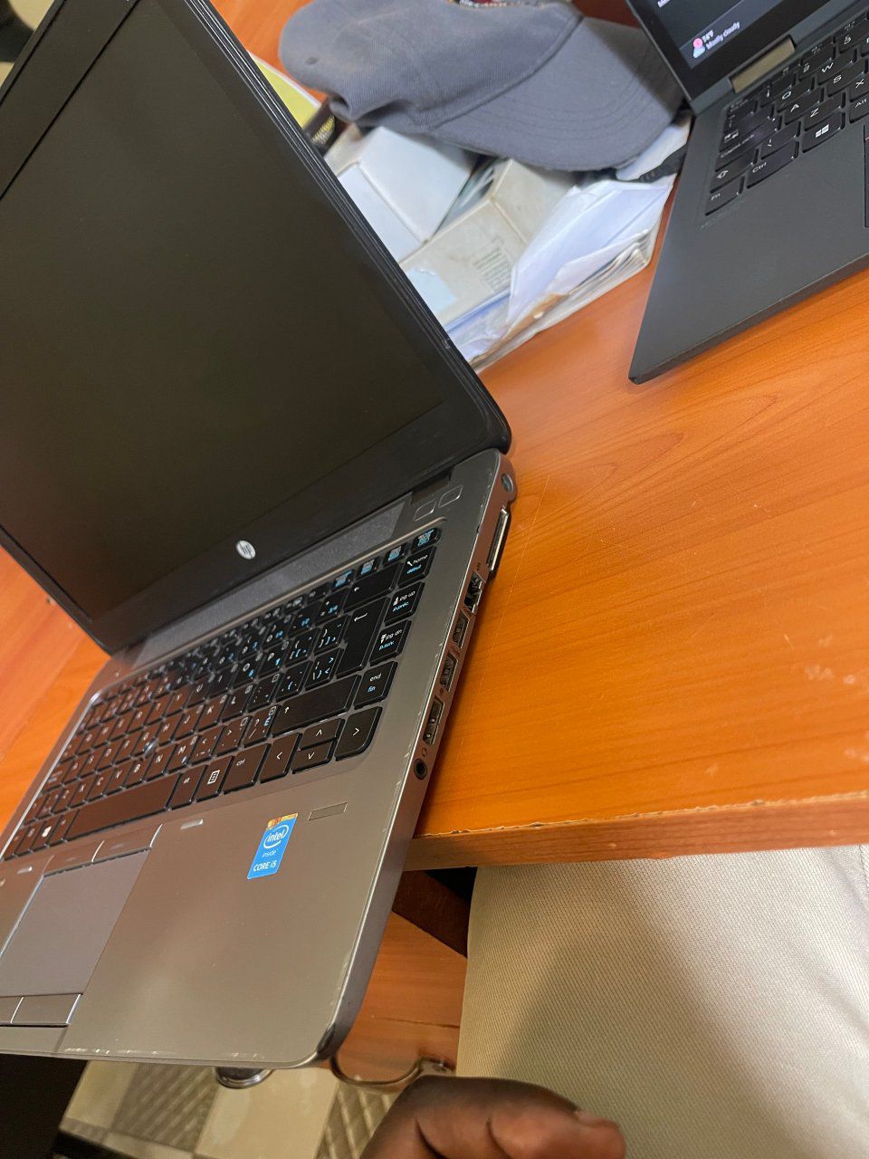 A picture of HP core i5 with 500GB Storage