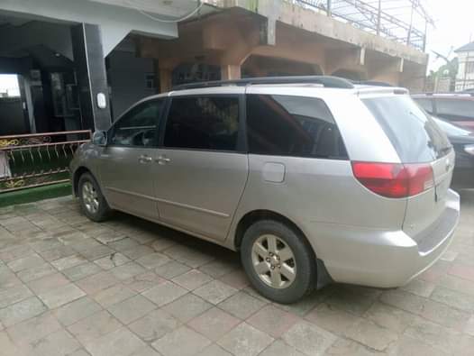 A picture of 4 5m highest grade Toyota sienna with AC Everything is