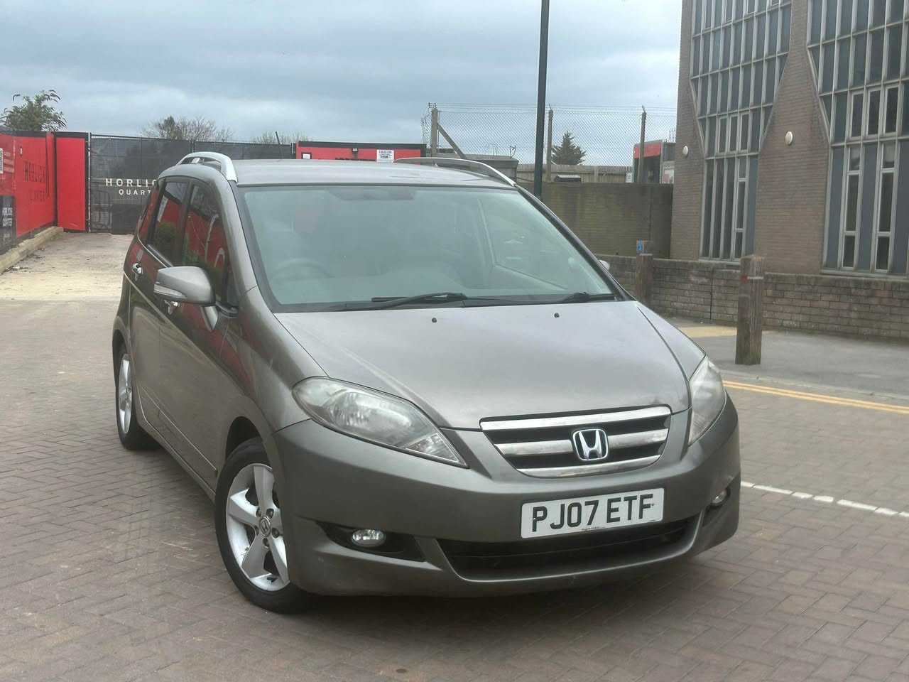 honda fr v