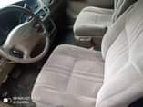 A picture of 2002 Toyota Sienna