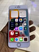 A picture of iPhone 7 128gb storage Good as new Very good battery