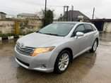 A picture of This is Toyota venza 2010 model pure first body reg