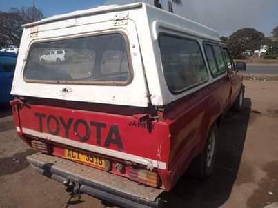 used toyota hilux