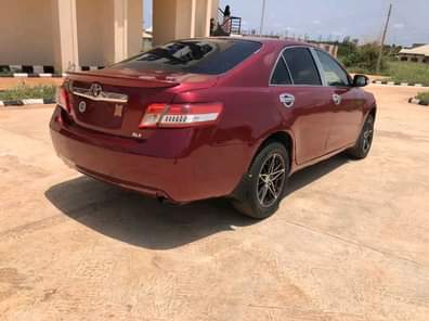 A picture of Brand Toyota Model Camry Year 2010 First body Price 2