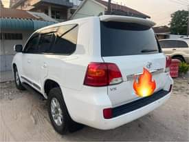 A picture of 200 Series Landcruiser v8 1VD Diesel