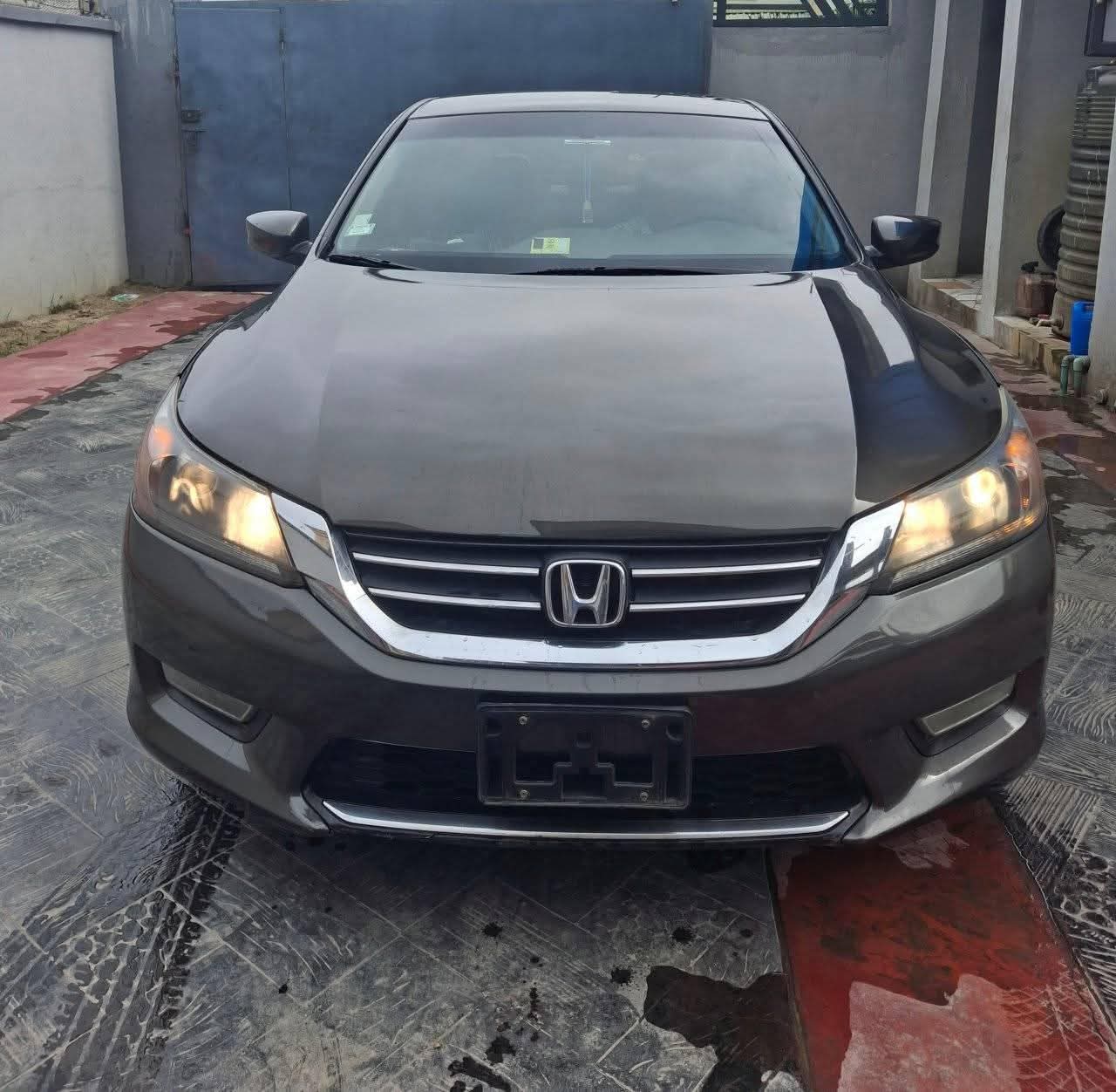 A picture of 2013 Honda accord