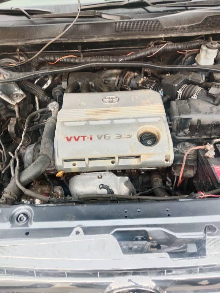 A picture of 2005 Toyota highlander 2006