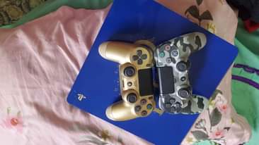 A picture of PS4 SLIM FOR SALE