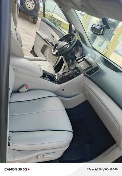 A picture of 2013 Toyota Venza Suv