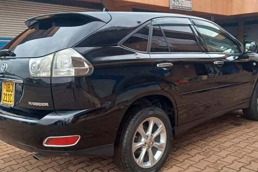 A picture of TOYOTA HARRIER UBJ IN PERFECT CONDITION CC2.4 VVTI ENGINE PRICE