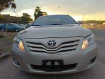 A picture of Unregistered 2010 Toyota Camry XLE