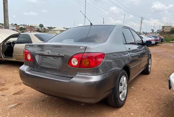 A picture of Corolla 2006 Neatly uesd first body Nothing to fix buy