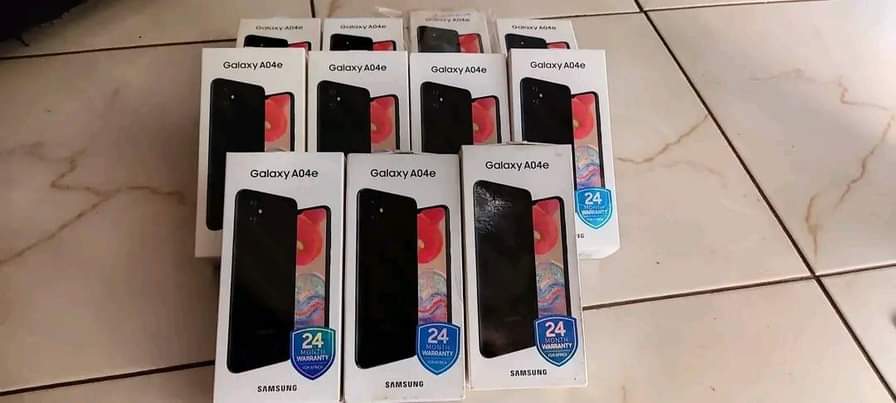 A picture of smartphone loans Uganda Call