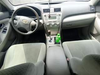 A picture of TOYOTA CAMRY