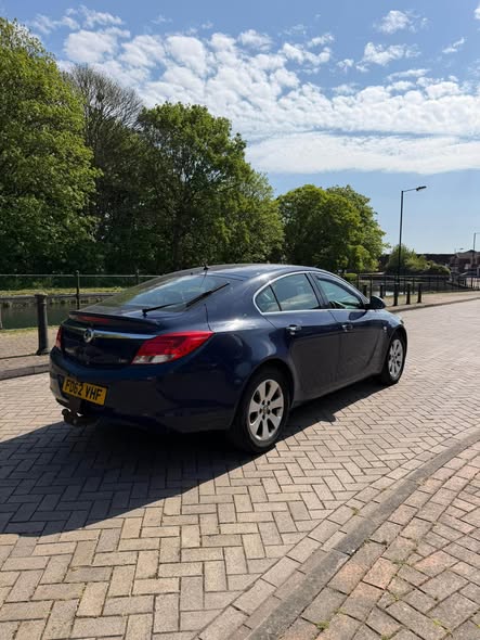 vauxhall insignia