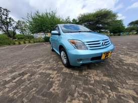 A picture of Toyota IST 075 6506 642