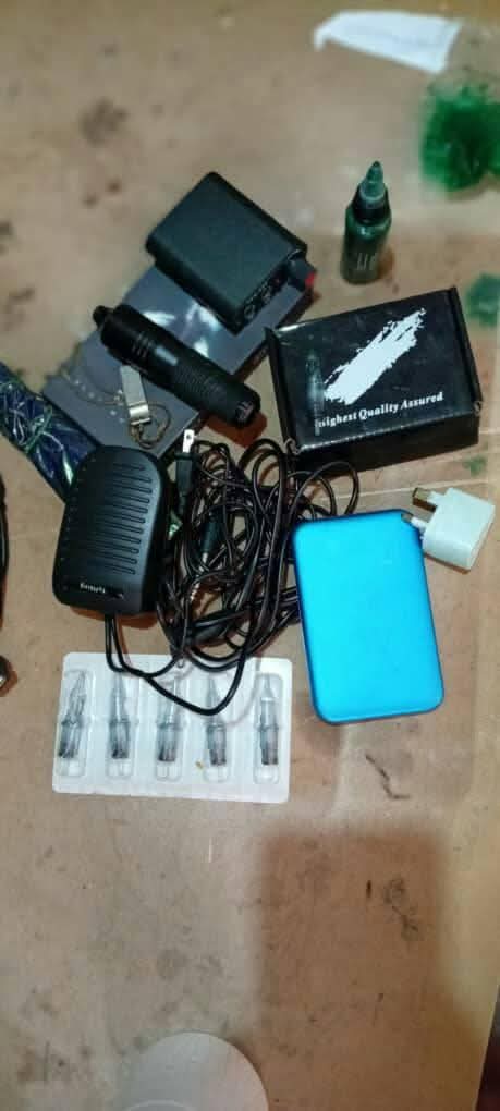 A picture of UK used tattoo machine