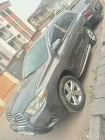 A picture of 08 09 Highlander limited edition full option