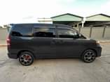 A picture of Price Bei9 8mil Call 0658056651 TOYOTA NOAH Year 2005 Cc