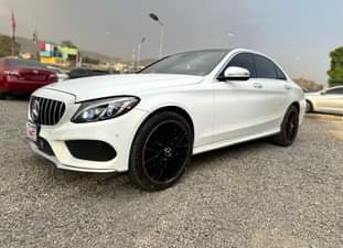 A picture of 2015 model C400 Benzs unregistered