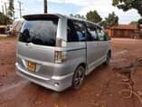 A picture of 2005 Japan Toyota Noah