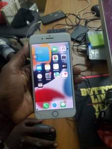 A picture of Iphone 7 plus